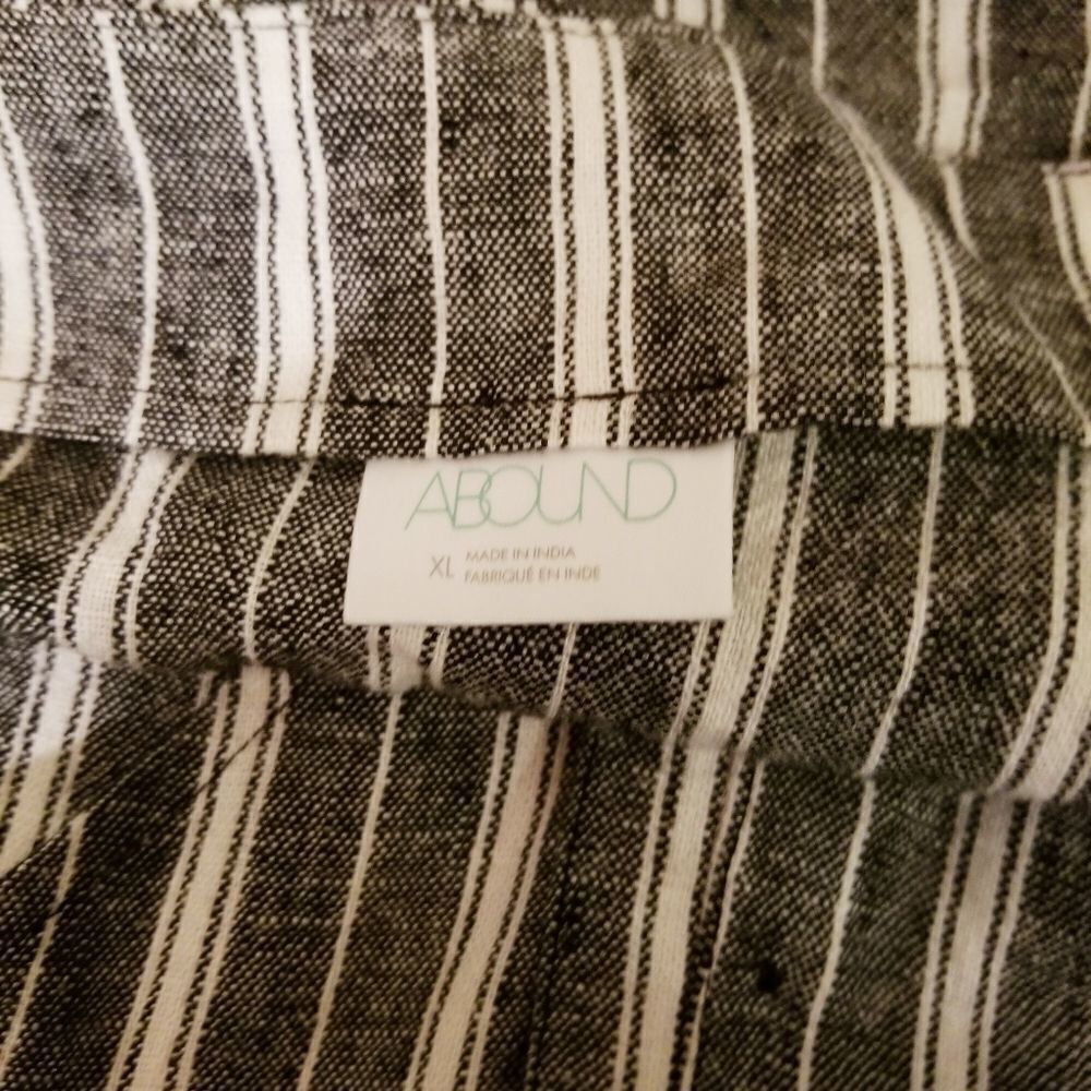 5/$25 Summer‎ Sale!!! Abound Grey & White Striped Tank Sz - Picture 6 of 6